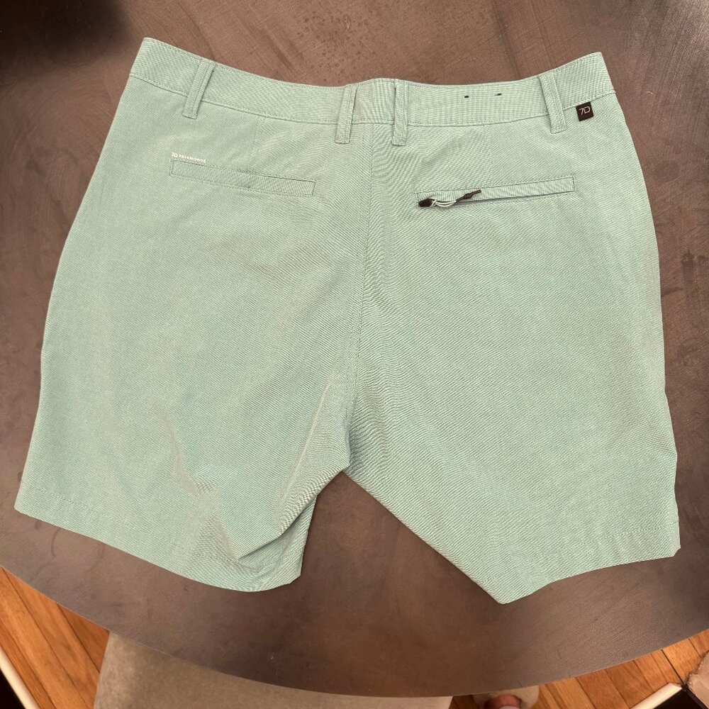 Men's shorts - Picture 3 of 4